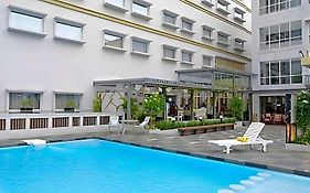 La Lisa Hotel Surabaya